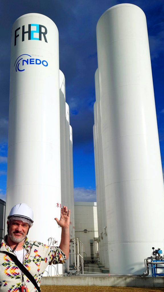 Sébastien Duval + gas holders